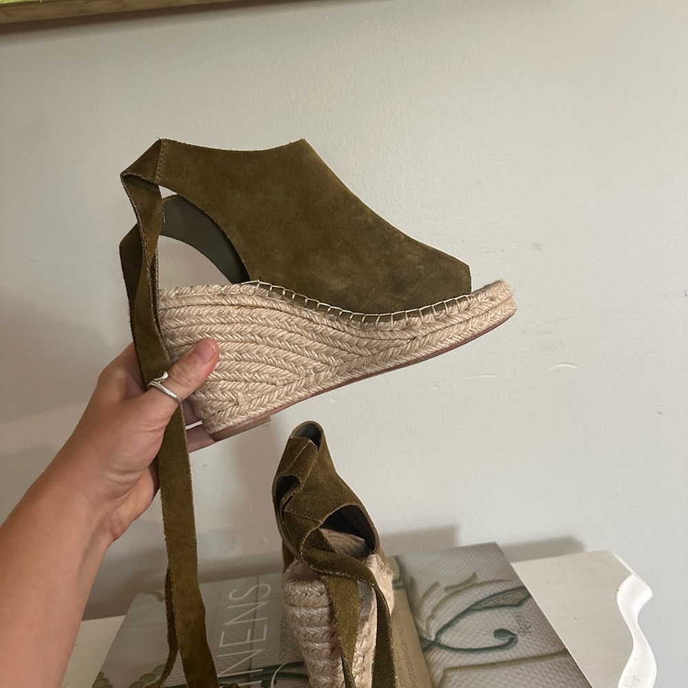 Loeffler Randal olive green suédé wedge mules size 7